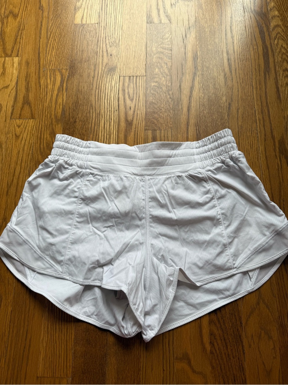 Lululemon Hotty Hot High-Rise Lined Short 2.5”